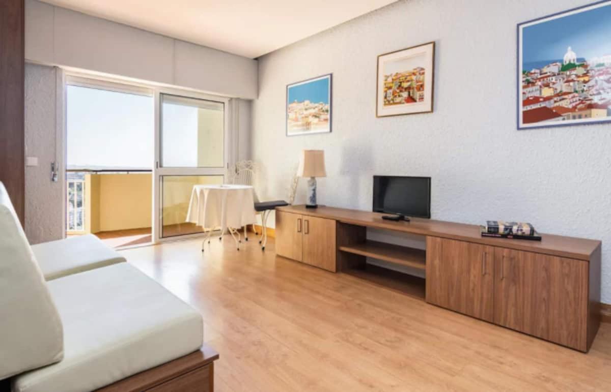 Wonderful Studio In Cascais With Sea View Exterior foto